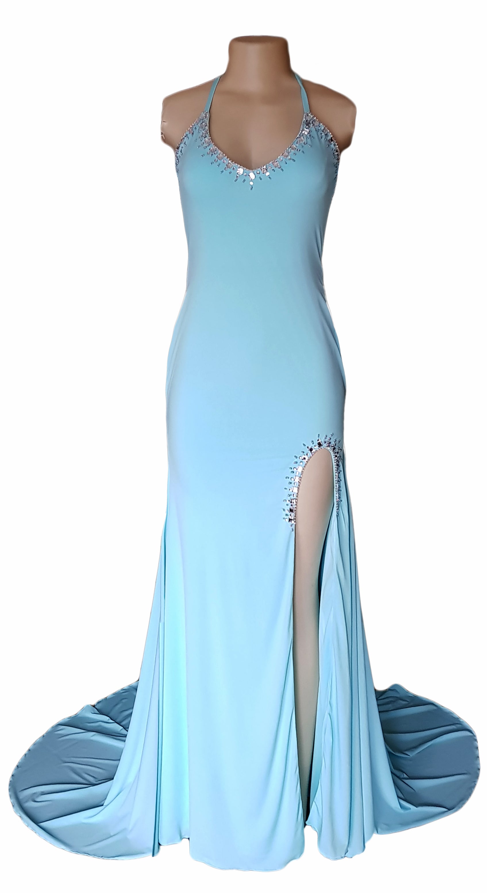 Elegant Halter Evening Gown – This sleek halter gown features a figure-hugging silhouette, a daring thigh-high slit, and hand-embellished details. Perfect for prom, galas, or any special evening, this custom-made dress is designed to your exact measurements.