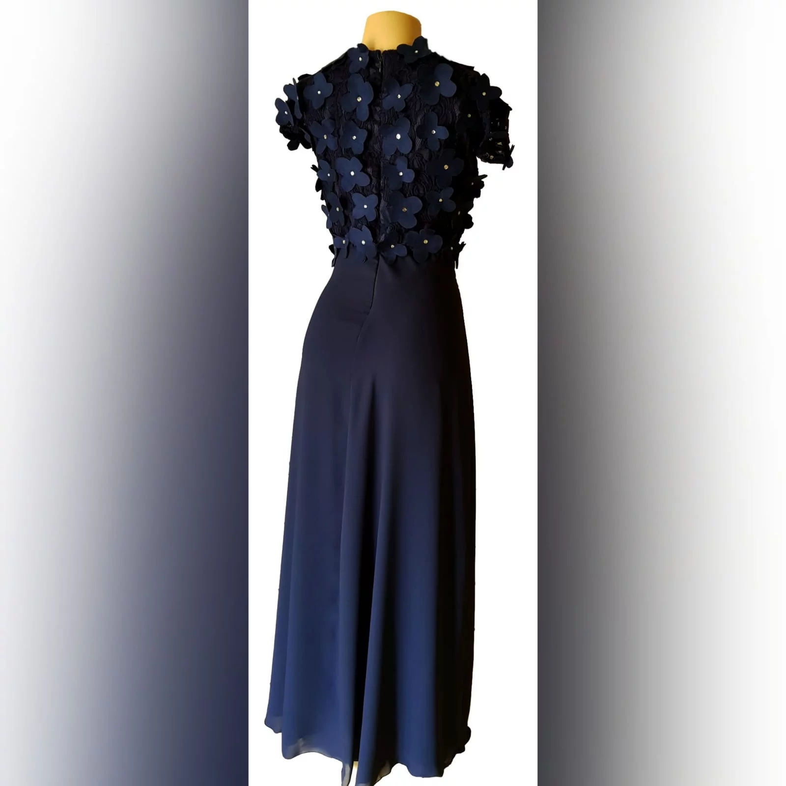 Navy blue long evening dress bodice 4 navy blue long evening dress bodice in lace with 3d suede flowers, detailed with silver beads.