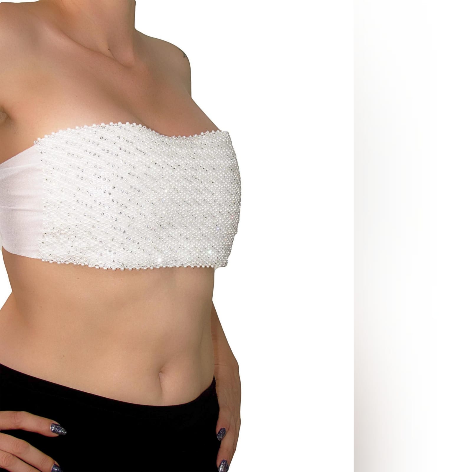 White boobtube tie up strap crop top 4 white boob-tube tie up strap crop top, with a beaded front. Handmade, one of a kind short top, great for the young woman that wants to look unique and feel sexy. This short sexy top fits a small, medium or large as you can just tie it tighter or looser. It is a great smart casual top, for a night out of dancing and fun. Can also be worn more casual on a lovely summer day as your one of a kind summer top.