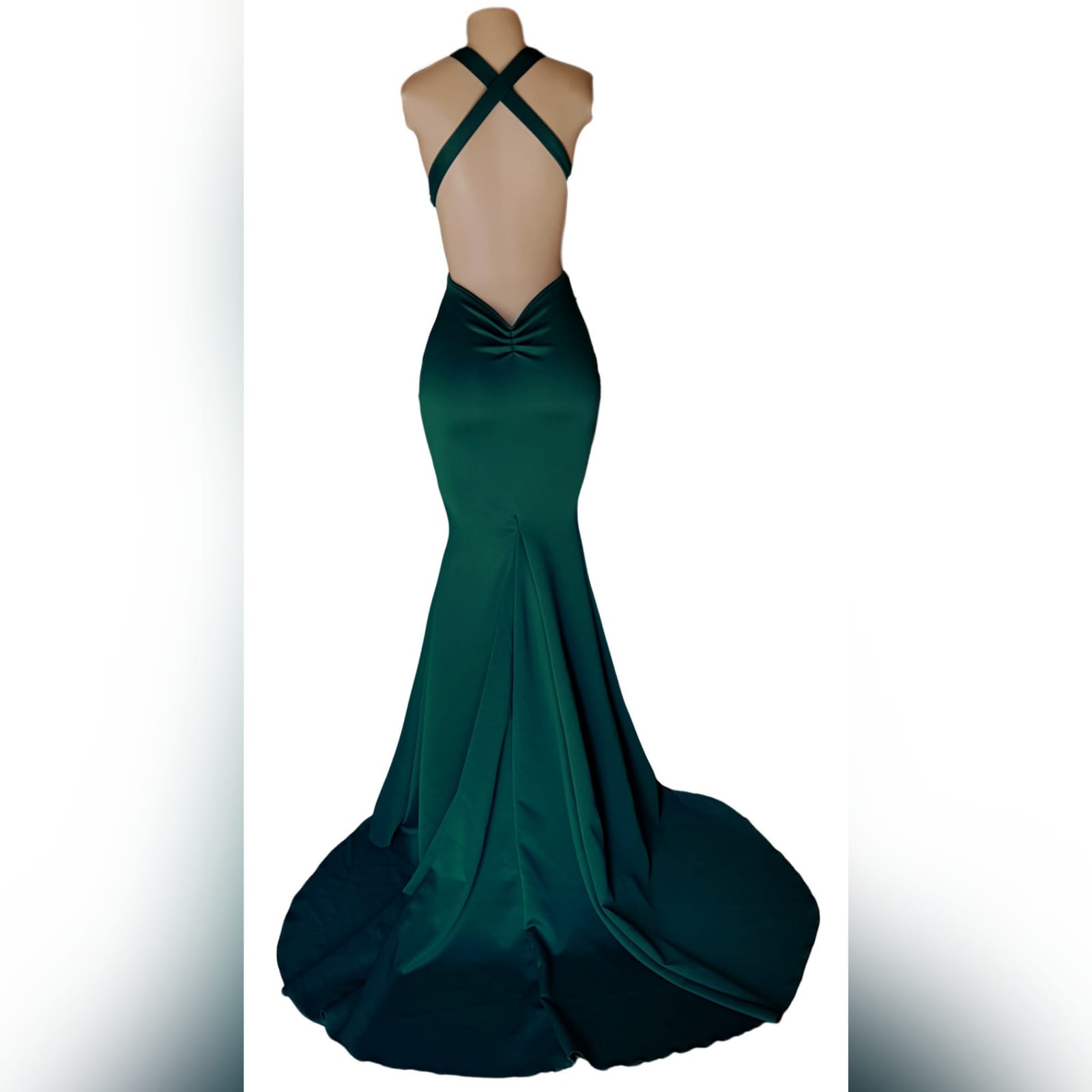 Emerald green soft mermaid matric farewell dress 6 emerald green soft mermaid matric farewell dress, with a v neckline, low open v back with pleated detail and crossed straps, with a train.