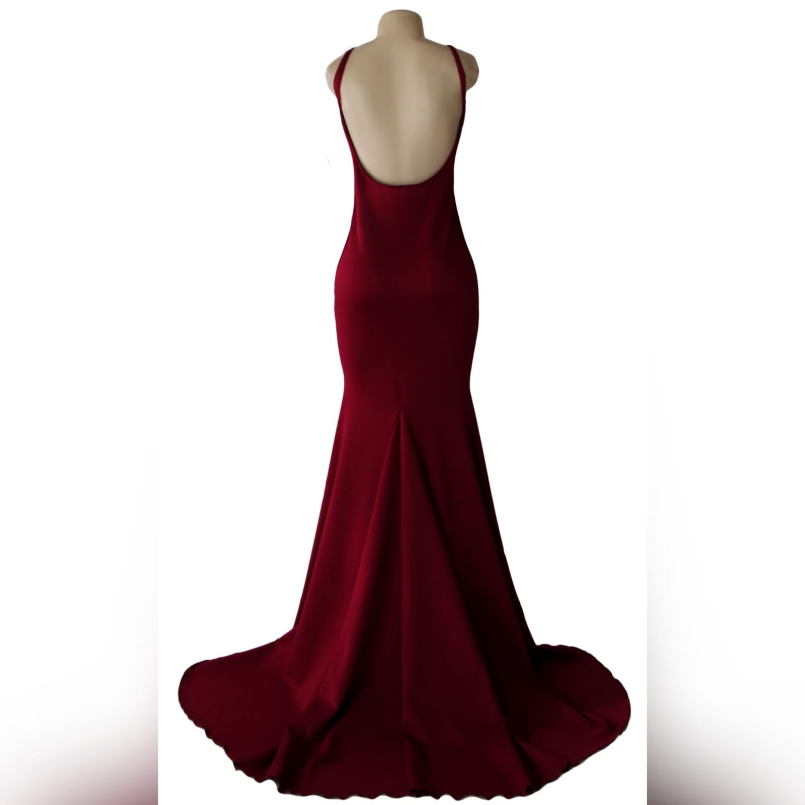 Maroon simple soft mermaid prom dress 5 maroon simple soft mermaid prom dress with a jewel neckline and a low rounded open back, thin shoulder straps and a train.